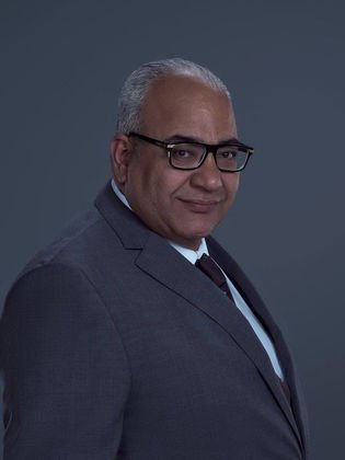 بيومي فؤاد